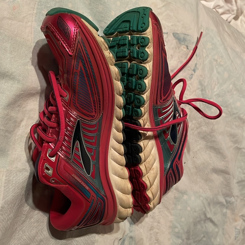 Brooks Glycern G13 women’s size:9 - Picture 3 of 9